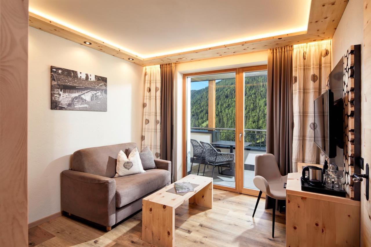 Anigglhof Hotell Malles Venosta Exteriör bild