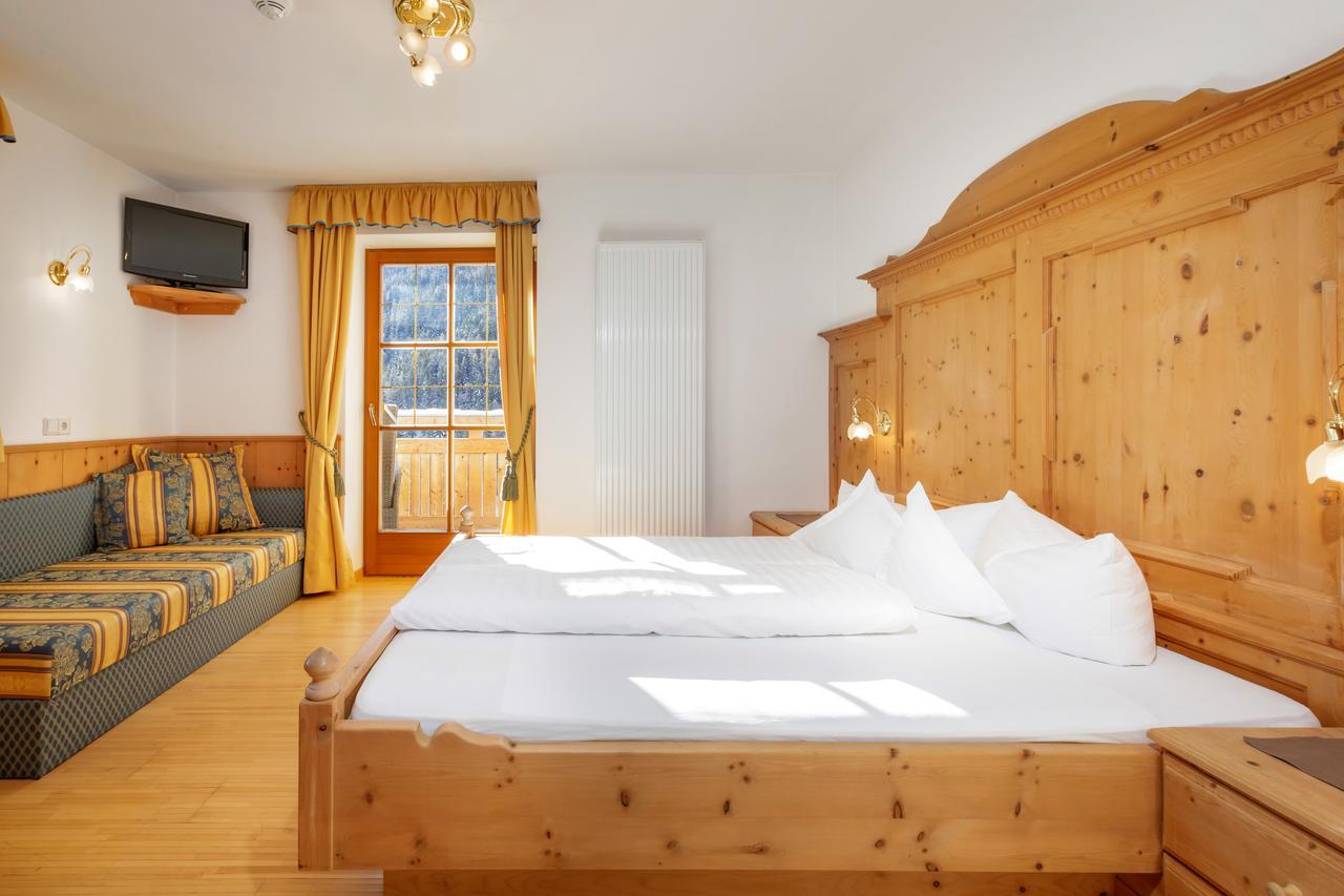 Anigglhof Hotell Malles Venosta Exteriör bild